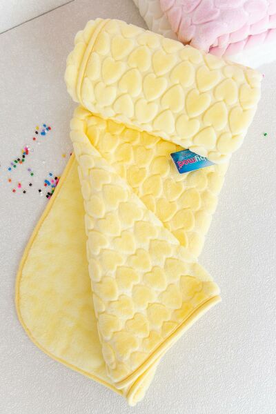 Kalpli Peluş Bebek Battaniyesi SARI