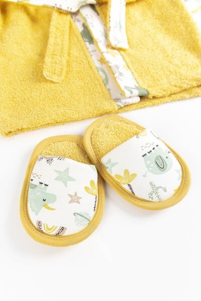 Dino İşlemeli 4 Parça Pamuklu Bebek Havlu Bornoz Seti