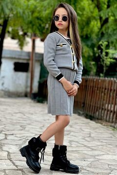 Kız Çocuk Gold Düğme ve Şerit Detaylı Triko Gri Etekli Takım