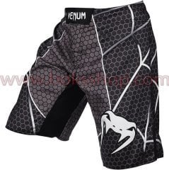 Venum ''Spider 2.0'' Fightshort - Black