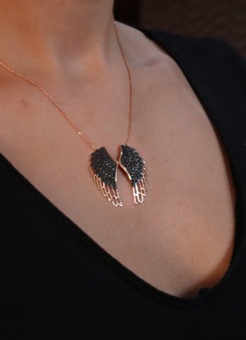 Manodi Evalia Swaroski Wings Altın Kolye