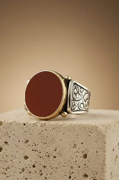 Kalem İşleme Desenli Akik Taşlı Gümüş Yüzük