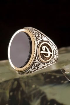 Oniks Taşlı Vav Elif Desenli Gümüş Yüzük