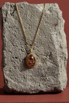 Damla Kehribar Taşlı Minimal Gümüş Kolye Altın Rengi
