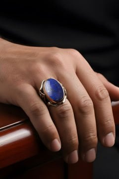 Lapis Taşlı Tuğra Desenli Zambak Model Yüzük