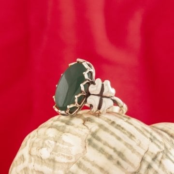 Yonca Model Yeşil Akik Taşlı El İşi Gümüş Yüzük