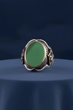 Küçük Boy Zambak Model Yeşil Akik Taşlı Yüzük