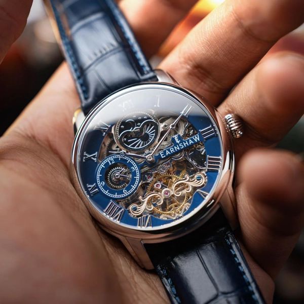 EARNSHAW ES-8006-0C Erkek Kol Saati