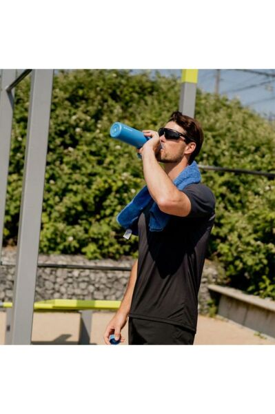 The Aerolight™ IceFlow™ Water Bottle Fast Flow 0.6L / 20oz Mavi