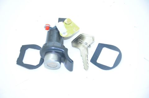 Bagaj Kilidi Dış R19 Sedan