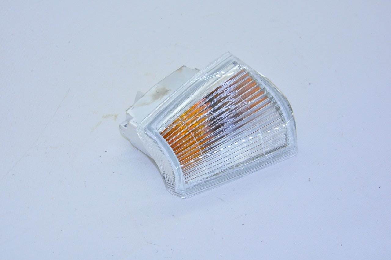 Sinyal Lambası Ön Sol R11-R9 Broadway 1994-1997 Arası