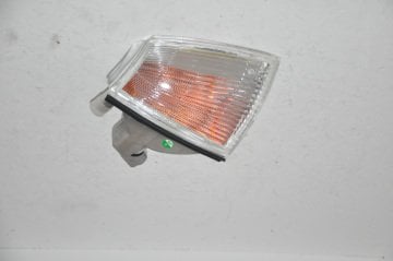 Sinyal Lambası Ön Sağ Clio 1991-1996 Arası