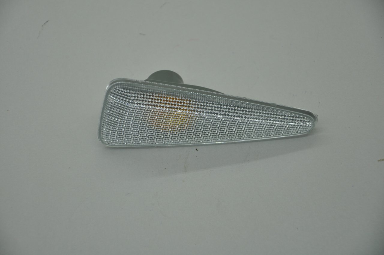 Çamurluk Sinyali Ön Sağ Clio Symbol 2008-2012 Arası Thalıa (Beyaz)