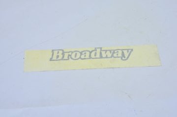 Broadway Yazı Ym (Koyu Renk)