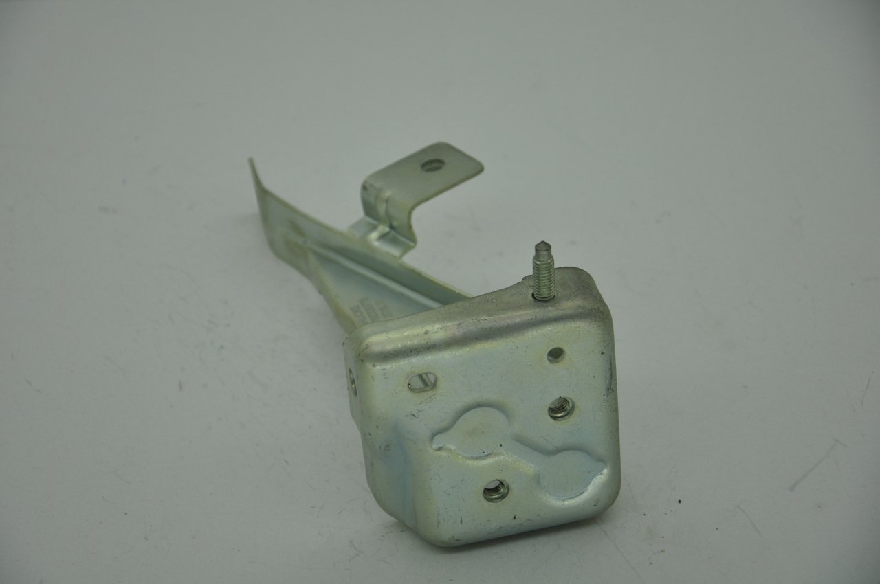 Motor Kaput Menteşe Ayağı Sol Kango 2003-2007 Arası