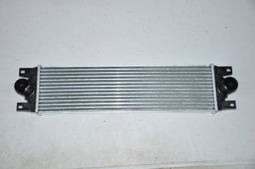 Radyatör Turbo 2.5-2.8 Master II 2002 Öncesi