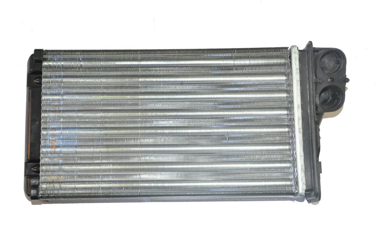 Radyatör Kalorifer 2.0 Trafic 2012 Sonrası