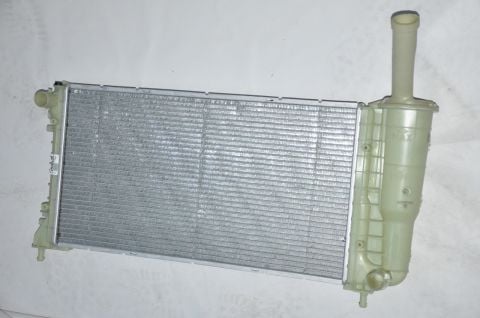 Radyatör Su 1.4 Punto 2004 'E Kadar Klimalı-Klimasız