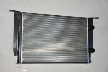 Radyatör Su 1.8 16 Valf-1.9 Jtd-2.4 Stılo