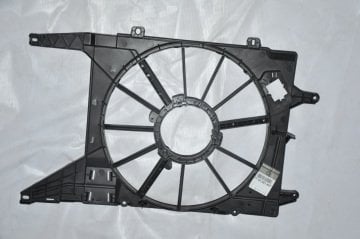 Fan Motor Çerçevesi Megane 1995-2002 Arası (Klimalı)