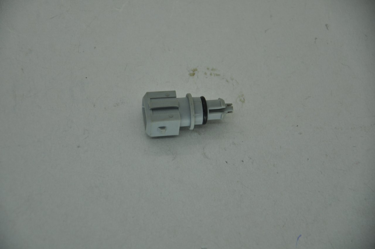 Hararet Müşürü 1.2 16 Valf Clio