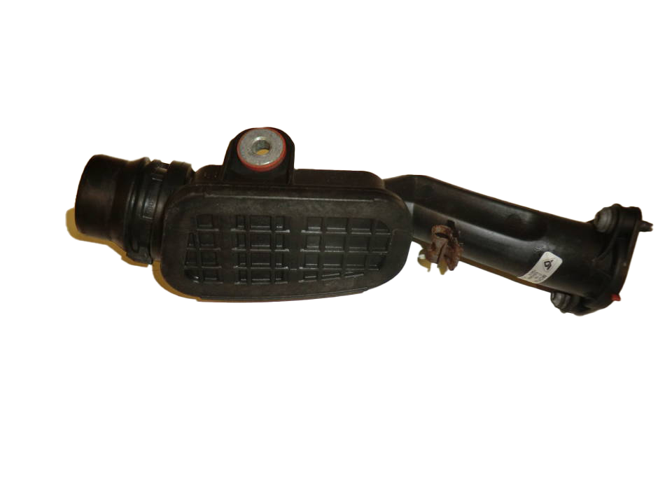 İntercool Hortumu 1.3 Egea-Fıat 500 (Sağ Üst Çıkış)