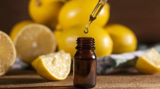 Limon Esansiyel Yağı Hakkında Bilmeniz Gerekenler ve Faydaları
