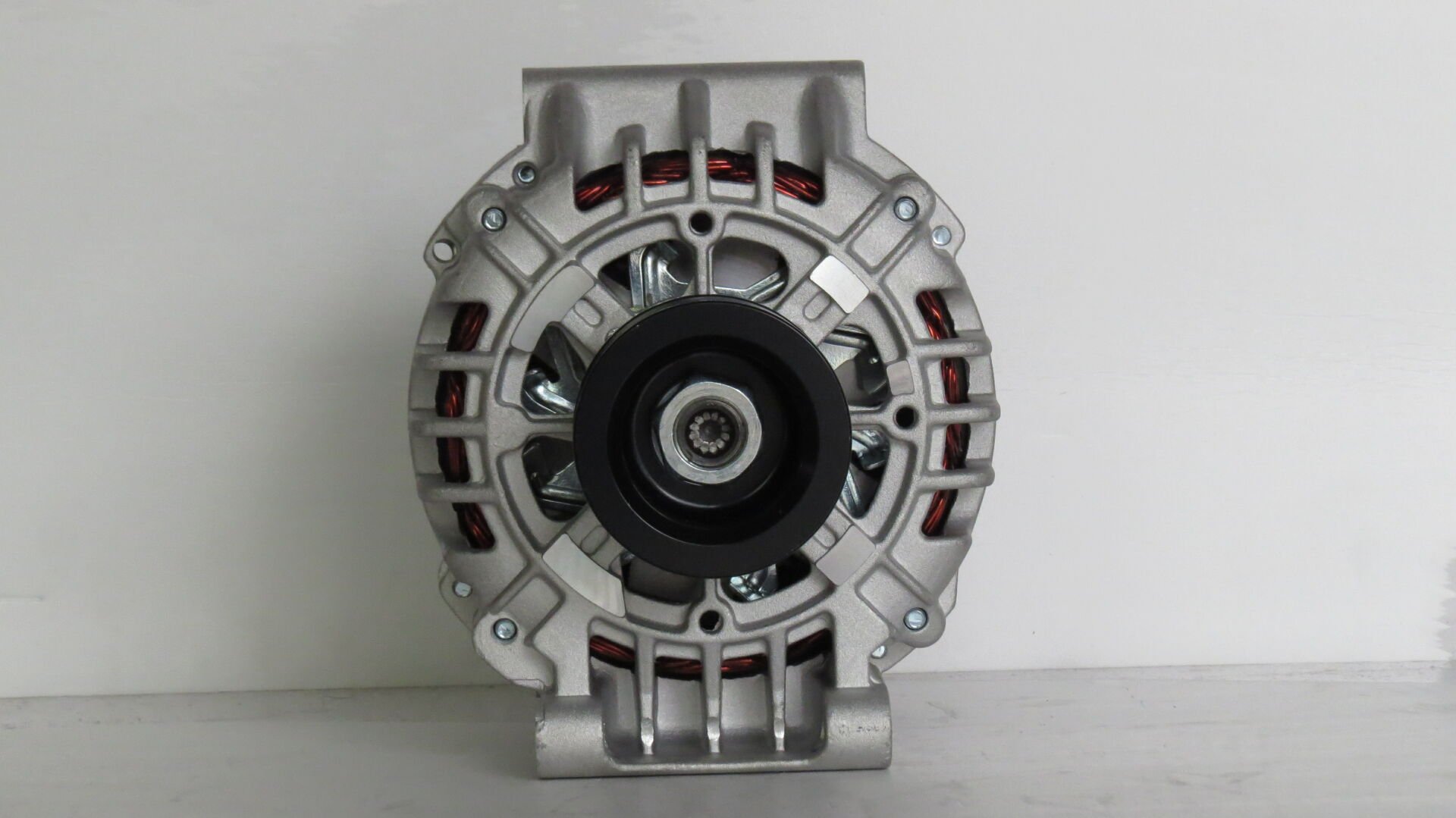ALT 205  ALTERNATÖR DACIA LOGAN 12V 90AMP RENAULT MEGAN CLİO    0986041850    0124415013    4185 0124415007