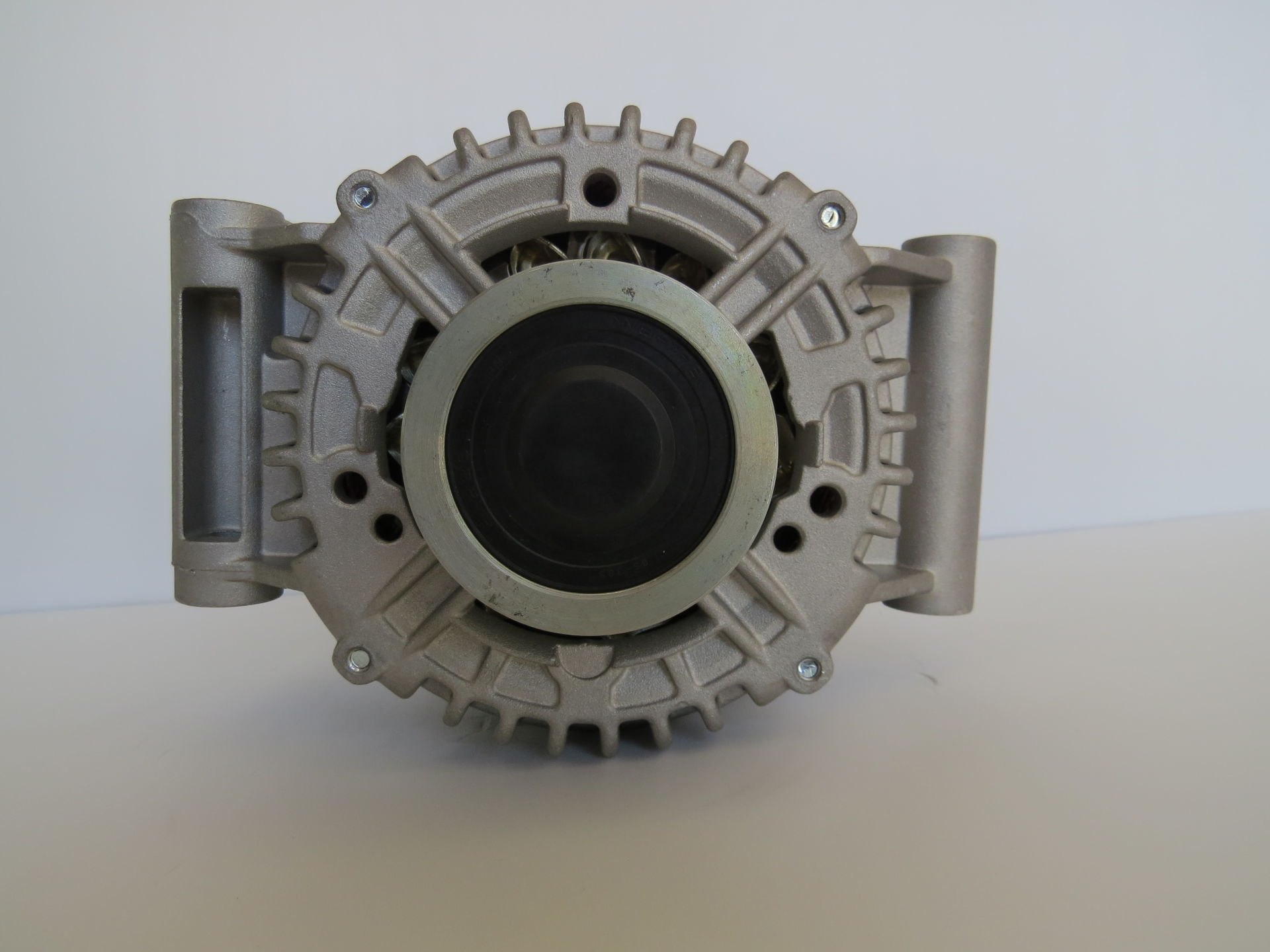MEDOR ALT 2400  ALTERNATÖR 12V 156A  FORD TRANSİT 0125711005 0125711046