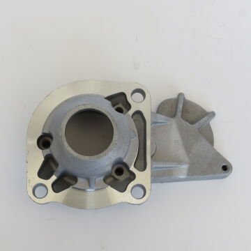 MEDOR-07-24-7773 MC 7773  PİNYON KAPAĞI CAT 6BT KOMATSU CUMMİNS  SAMSUNK CAT KÜÇÜK KAFA SOL AĞIZ 5,5 KW (12D TERİNE)