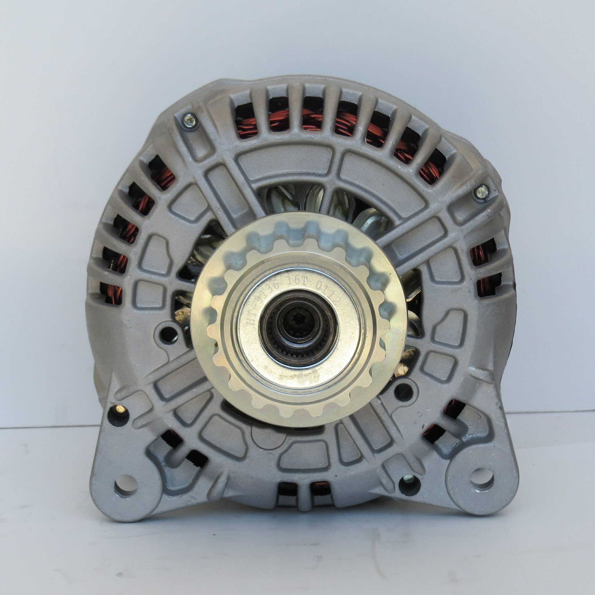 MEDOR ALT 2600 ALTERNATÖR 12V 180A VOLSWAGEN  T5CRAFTER  0121715003    0121715103    0986081230    021903026L   03G903023    03G903023X CA1819IR