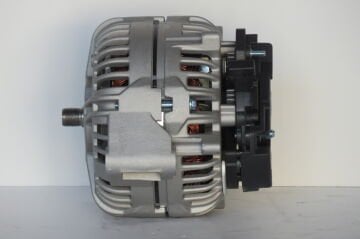ALT 297  ALTERNATÖR 12V 200A NEWHOLLAND DEUTZ  MASSEY FERGUSON JOHN DEREE   0124615043    AL166647  0124625031