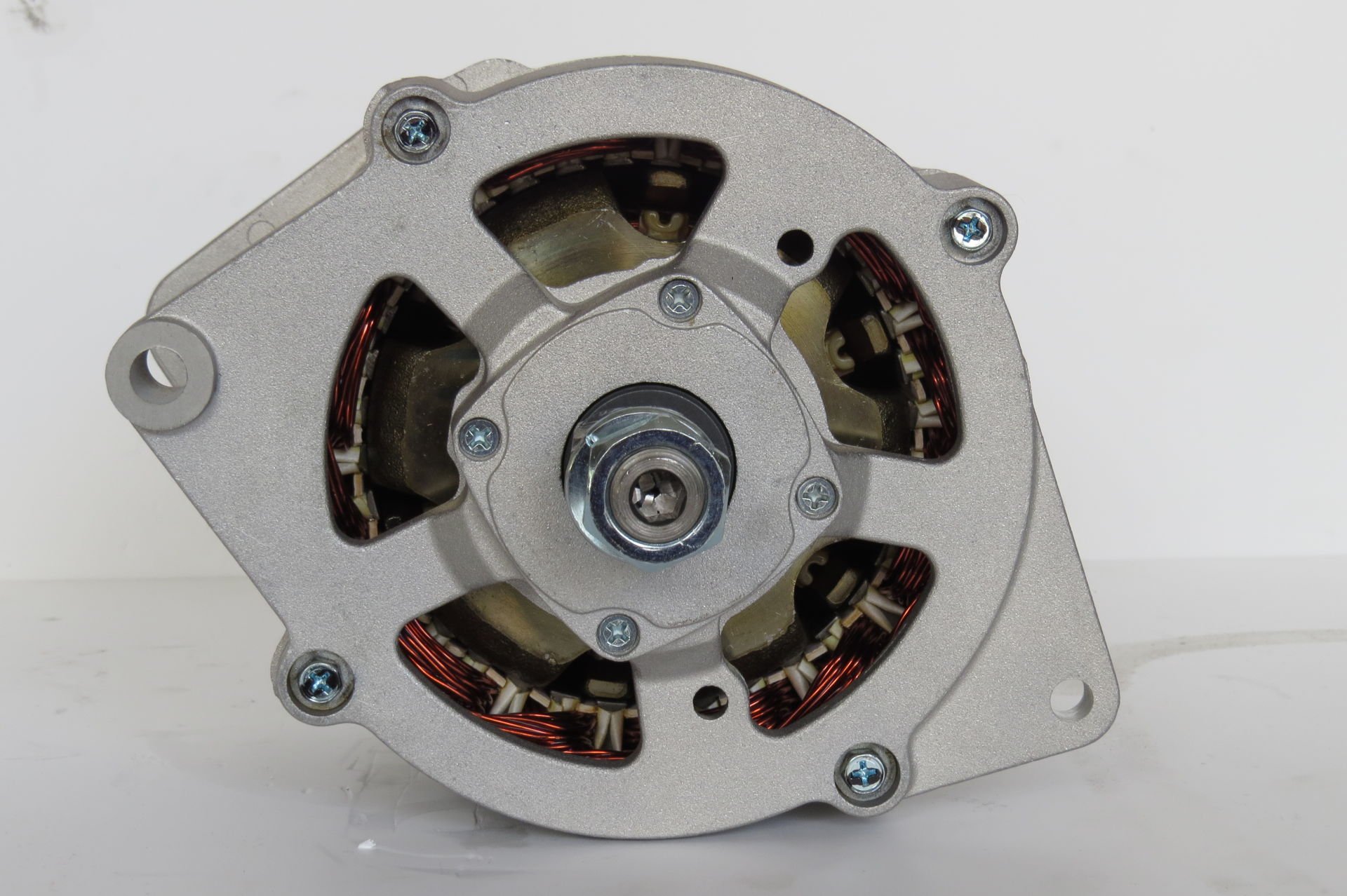 MEDOR ALT 372  ALTERNATÖR 24V 80A REANULT MAGNUM CERAX 0986042350    5001838198   5010306007  0120468140 0120468154