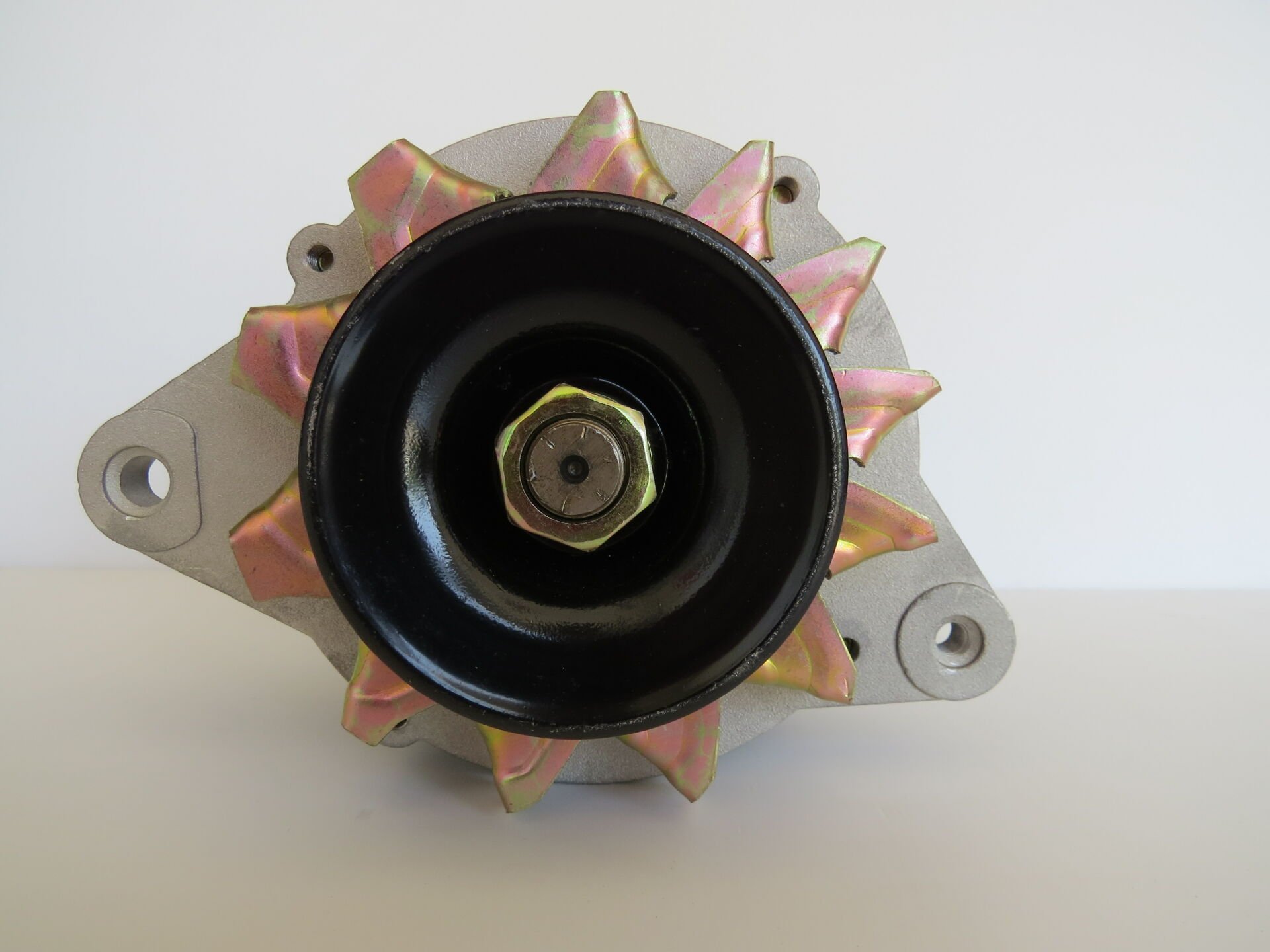 MEDOR ALT 135  ALTERNATÖR 12V 50A ISUZU NKR 2.8 DİZEL  1985    LR150434   8943820590   8970739241   8941224884    LR150449 LR150421