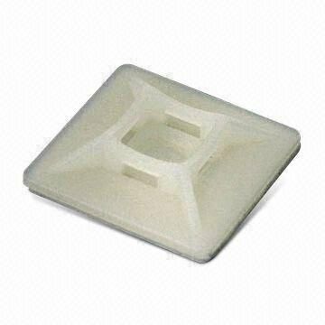 ALMİRA YAPIŞKAN KROŞE  PLASTİK  19*19