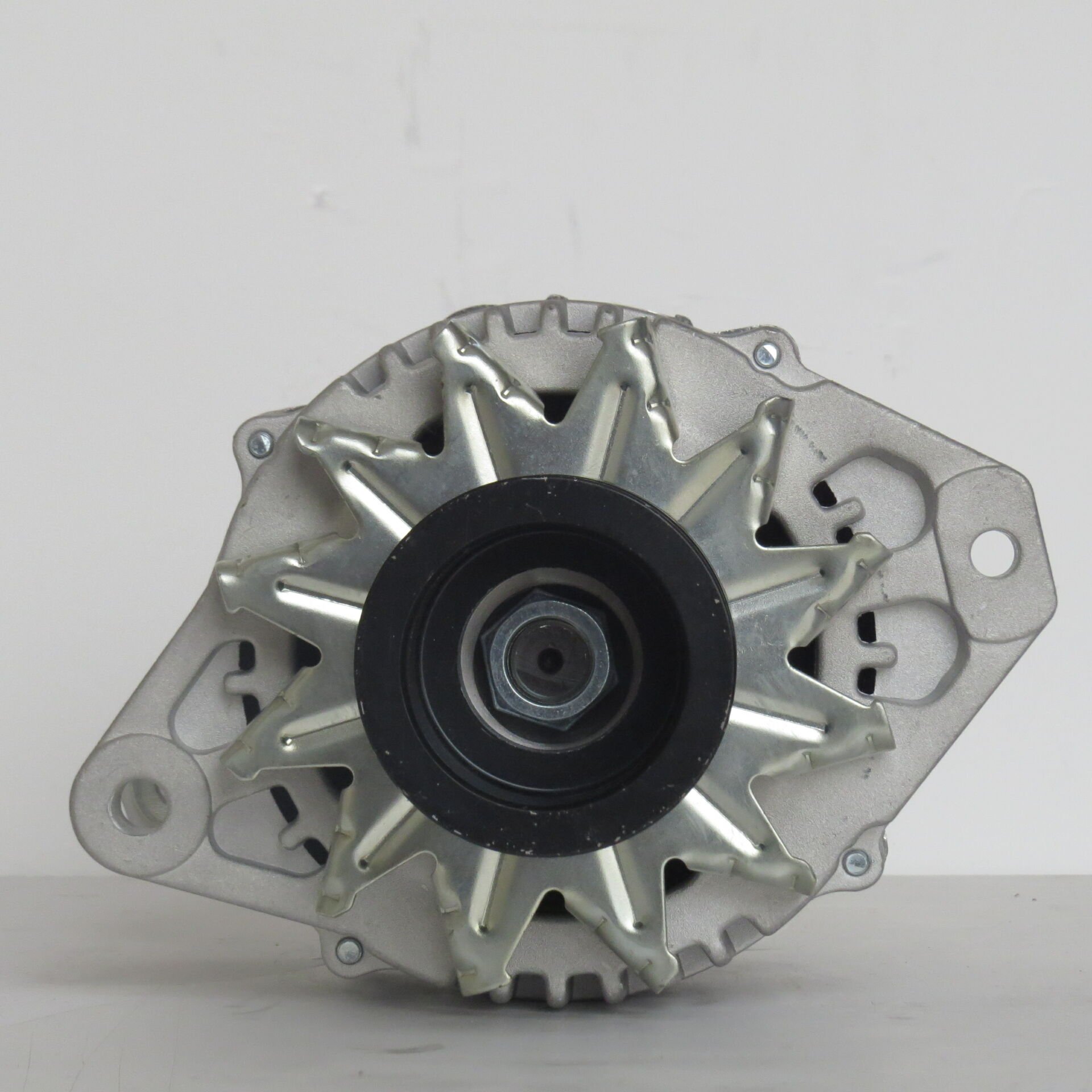 ALT 170 ALTERNATÖR 24V 50 A ISUZU NPR 2012> VAKUMSUZ 8980750260 LR250708 LR250707 8980298872
