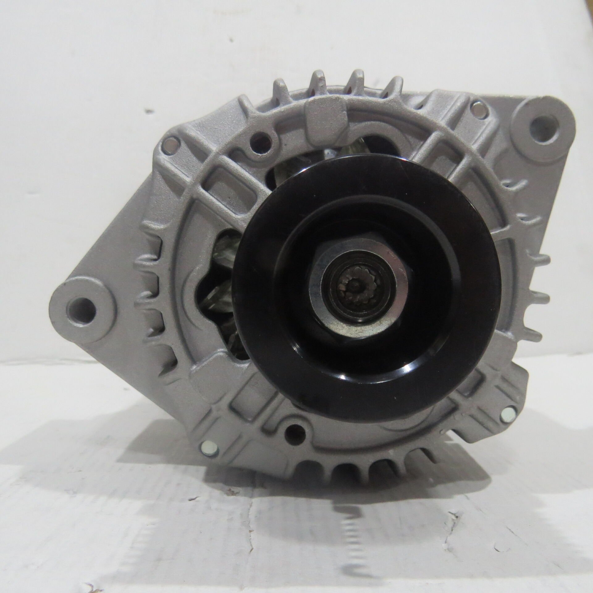 MEDOR ALT 3208  ALTERNATÖR 12V 120 AMP. HATTAT-VALTRA