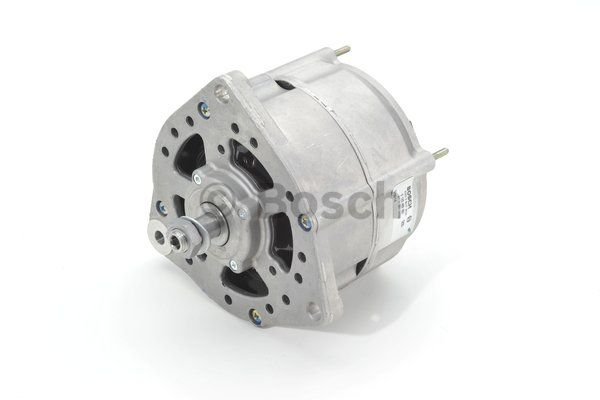 BOSCH_0120469982 AlternatörMAN; MERCEDES-BENZ; DAF; MAZ MINSK; STAR alt 370 55 amp   26t-Serie; 19t-Serie; 10t-Serie; 32t-Serie; 14t-Serie; 18t-Serie; 15t-Serie; 13t-Serie; 12t-Serie; 75-Serie; 35t-Serie; 17t-Serie; 33t-Serie; 25t-Serie; 26t L-LS Serie; 1