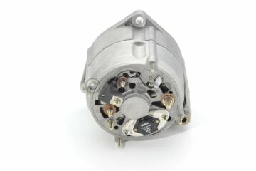 BOSCH_0120469982 AlternatörMAN; MERCEDES-BENZ; DAF; MAZ MINSK; STAR alt 370 55 amp   26t-Serie; 19t-Serie; 10t-Serie; 32t-Serie; 14t-Serie; 18t-Serie; 15t-Serie; 13t-Serie; 12t-Serie; 75-Serie; 35t-Serie; 17t-Serie; 33t-Serie; 25t-Serie; 26t L-LS Serie; 1