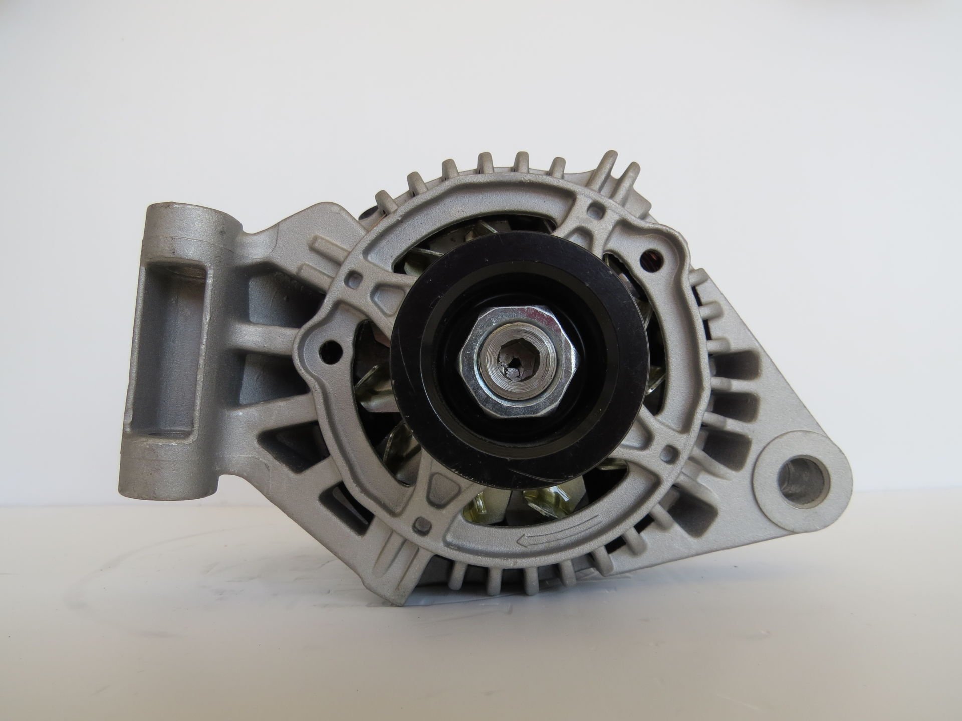 MEDOR ALT 478  ALTERNATÖR 12V 90AMPER  FORD FOCUS  YM MARELLİ TİPİ   63321679    63341679    63321697   63341697 UNIPOINT NUMBER ALT 4217