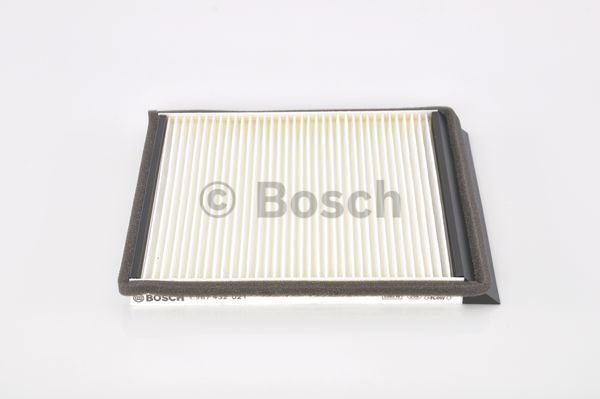 Standart Kabin FiltresiCITROEN; PEUGEOT Berlingo; Xsara; Partner; Xantia; Ranch PEU E146001; PEU 6447Z5;