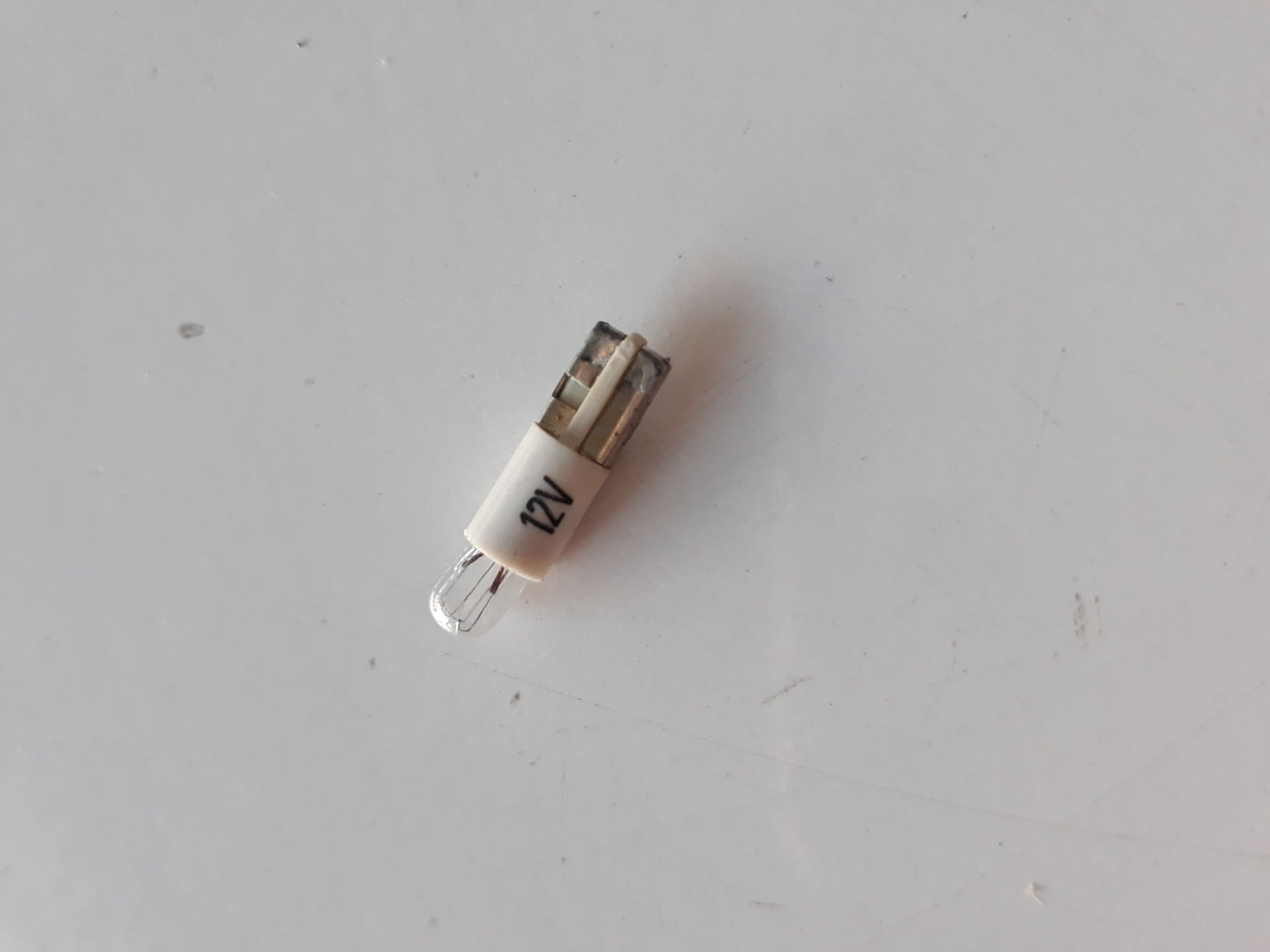 12V KÜÇÜK DİPSİZ ALBA 1,2 W AMPÜL