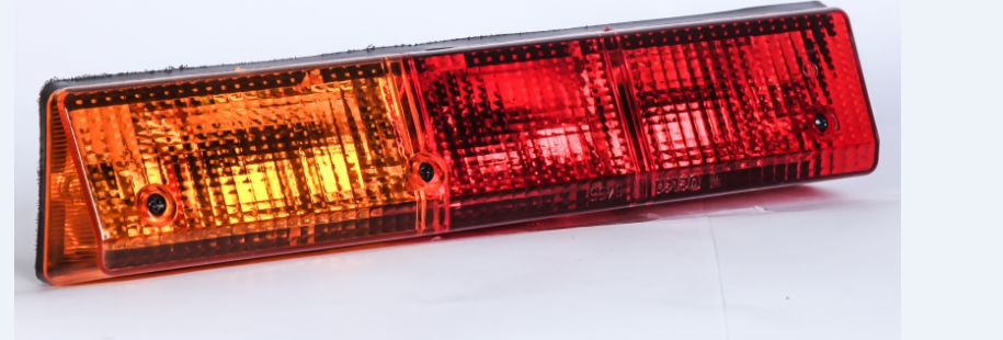 ÜÇLER.A14-0455L ÜÇLER 55 46 STOP LAMBASI SOL FİAT TRAKTÖR