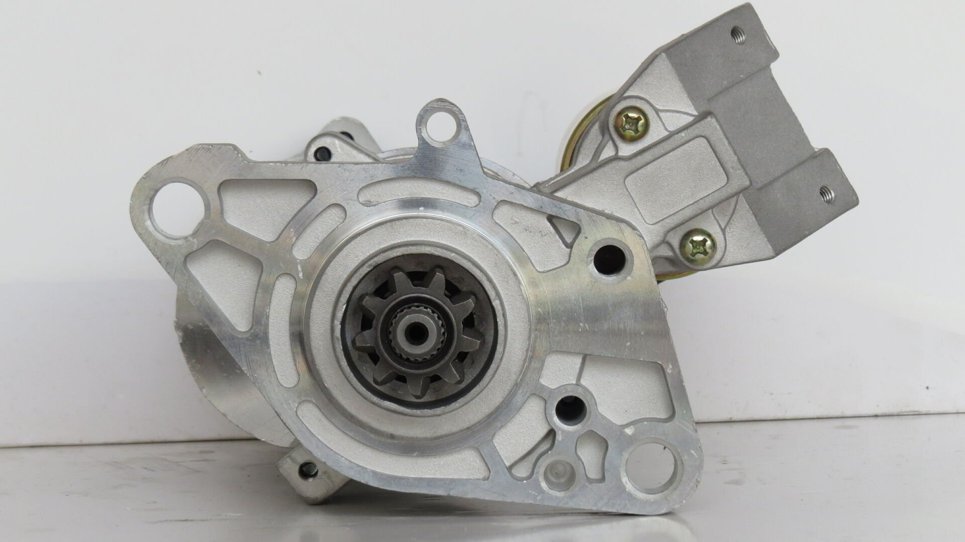 MEDOR STR 1000  MARŞ MOTORU MİTSUBISHI CANTER EM 24V 9T M2T66872    M2T67871    M2T67872    M2T67873    ME017056   3610041020 mıtsubisi prestij M2T66871