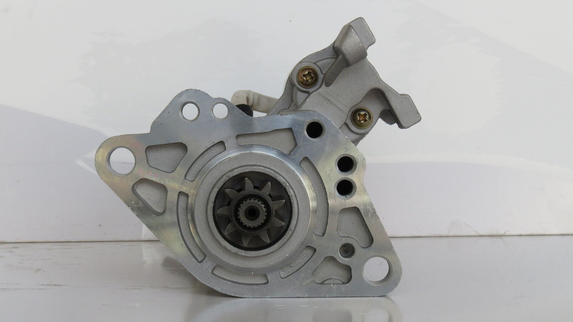 STR 1001  MARŞ MOTORU MİTSUBISHI CANTER YM 24V 9T M8T80071    ME012995    M008T80071 mıtsubisi pirestij M8T80071A