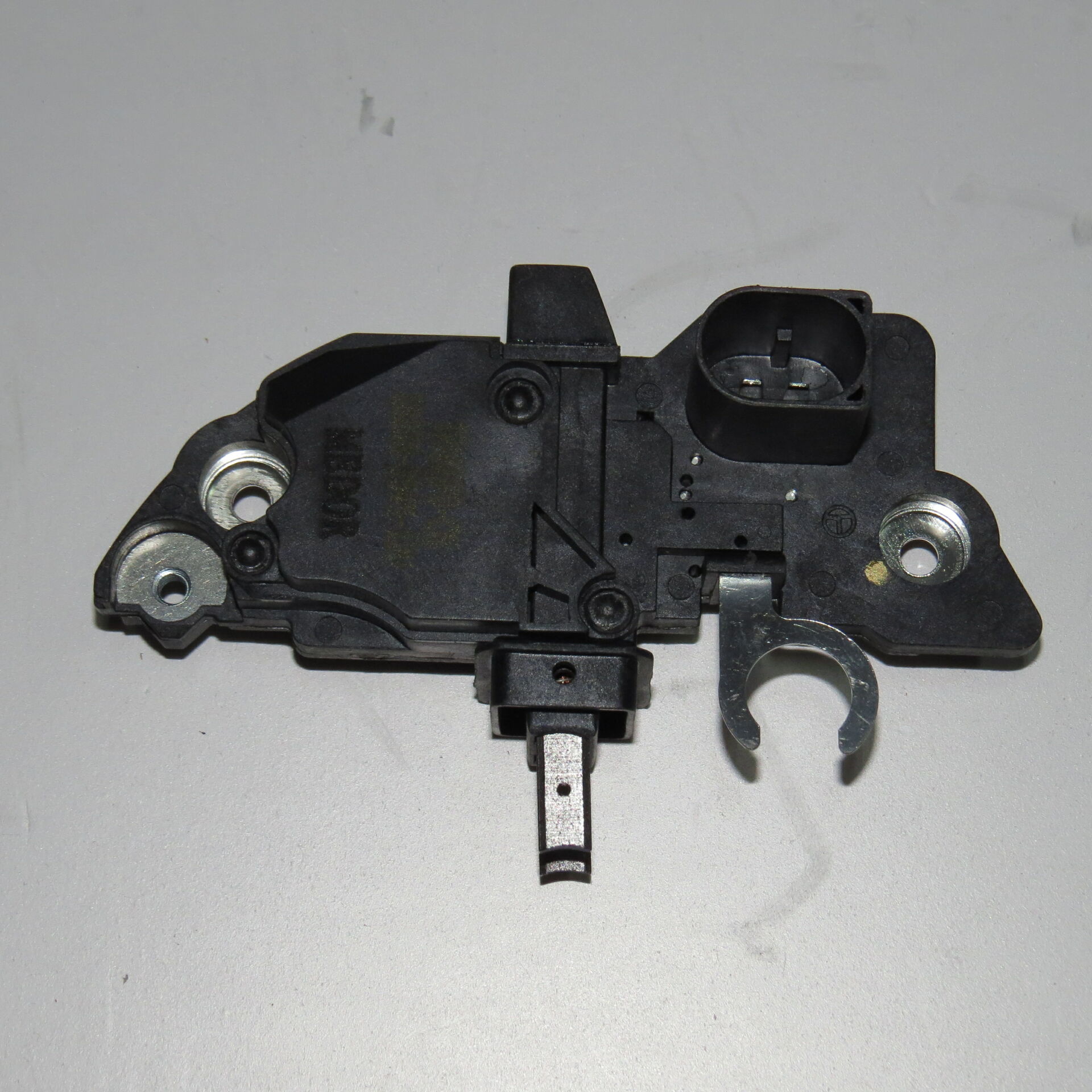 MEDOR IB 238  KONJEKTÖR 12V VW /AUDİ SOKETLİ FOOM TRANSPO