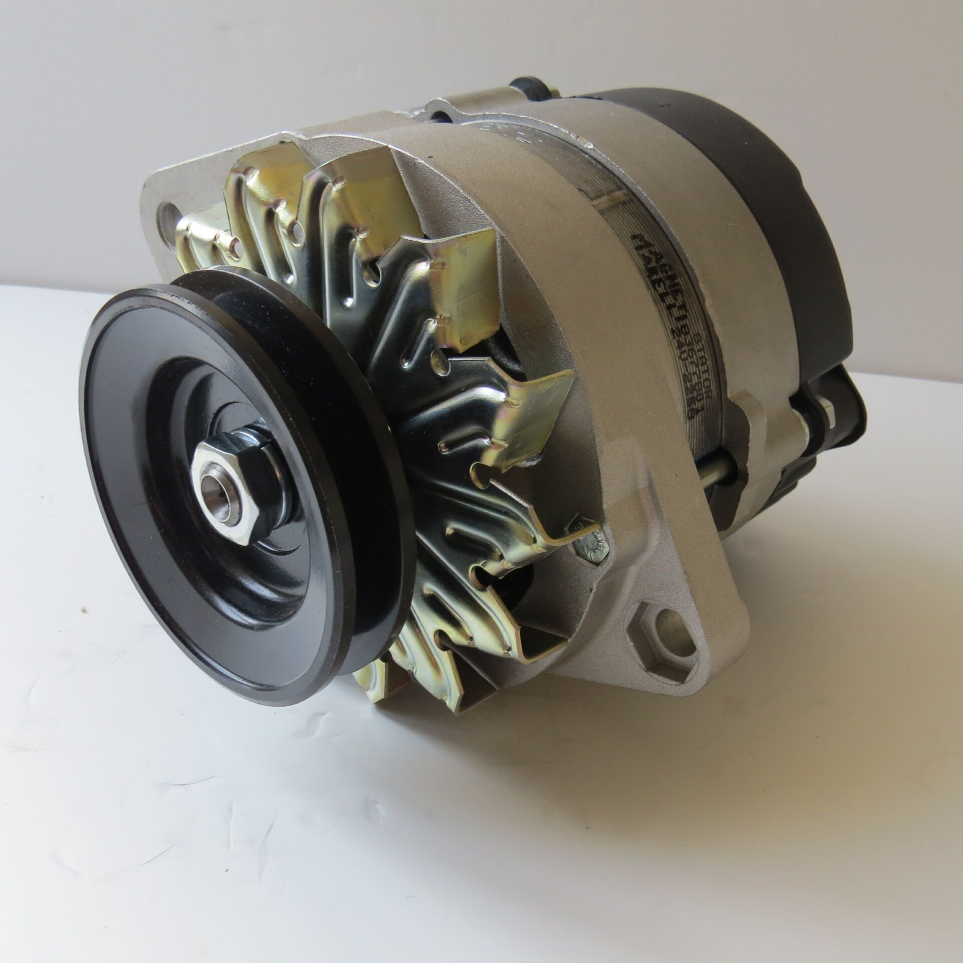 MAKO 053 ALTERNATÖR 24V İVECO 50 NC 65-9
