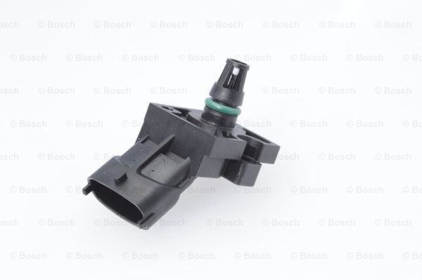 Basınç / Sıcaklık SensörüVOLVO; LAND ROVER GROUP;  Freelander 2 TD4 AWD 200610 - ; XC90 D5 AWD 200505 - ; Range Rover Evoque 2.2 SD4 AWD 201109 - ; Freelander 2 SD4 AWD 201009 - ; Range Rover Evoque 2.2 TD4 AWD 201109 - ; XC90 D5 AWD 201008 - ; XC70