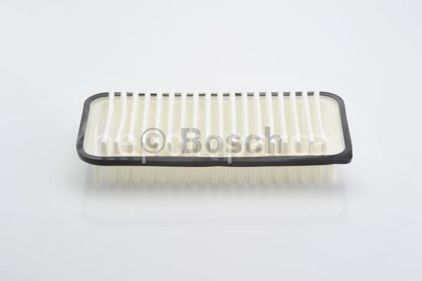 TOYOTA Hilux 2.4 Diesel 08.1984 - 07.1998 BOSCH HAVA FİLTRESİ