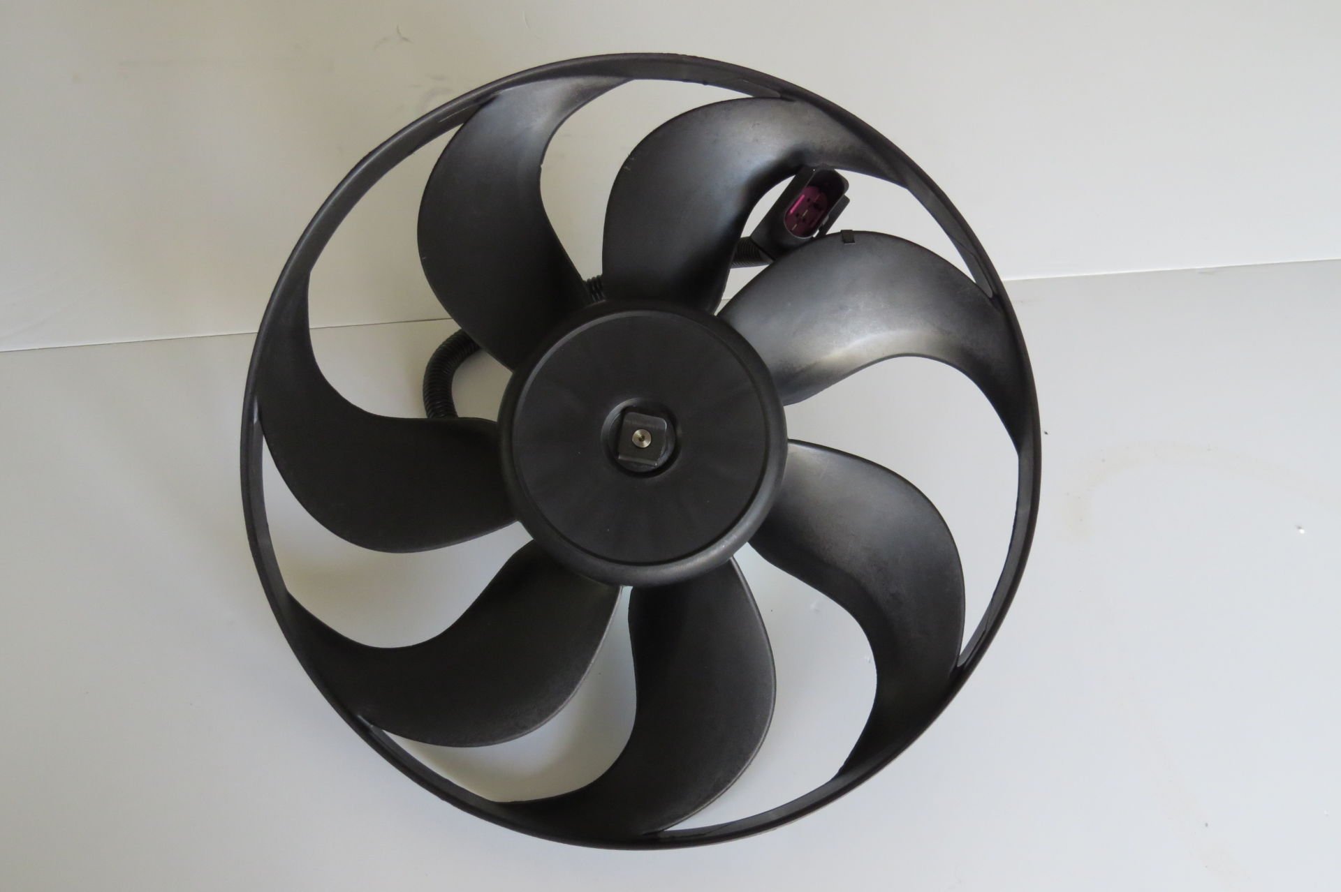 MEDOR 10455    FAN MOTORU AUDİ VW SKODA SEAT